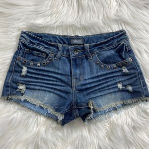 Max Rave denim Shorts size 5 old style with rivets